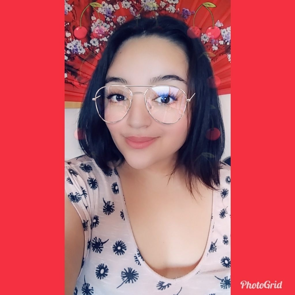 Meet your Posher, Marianna